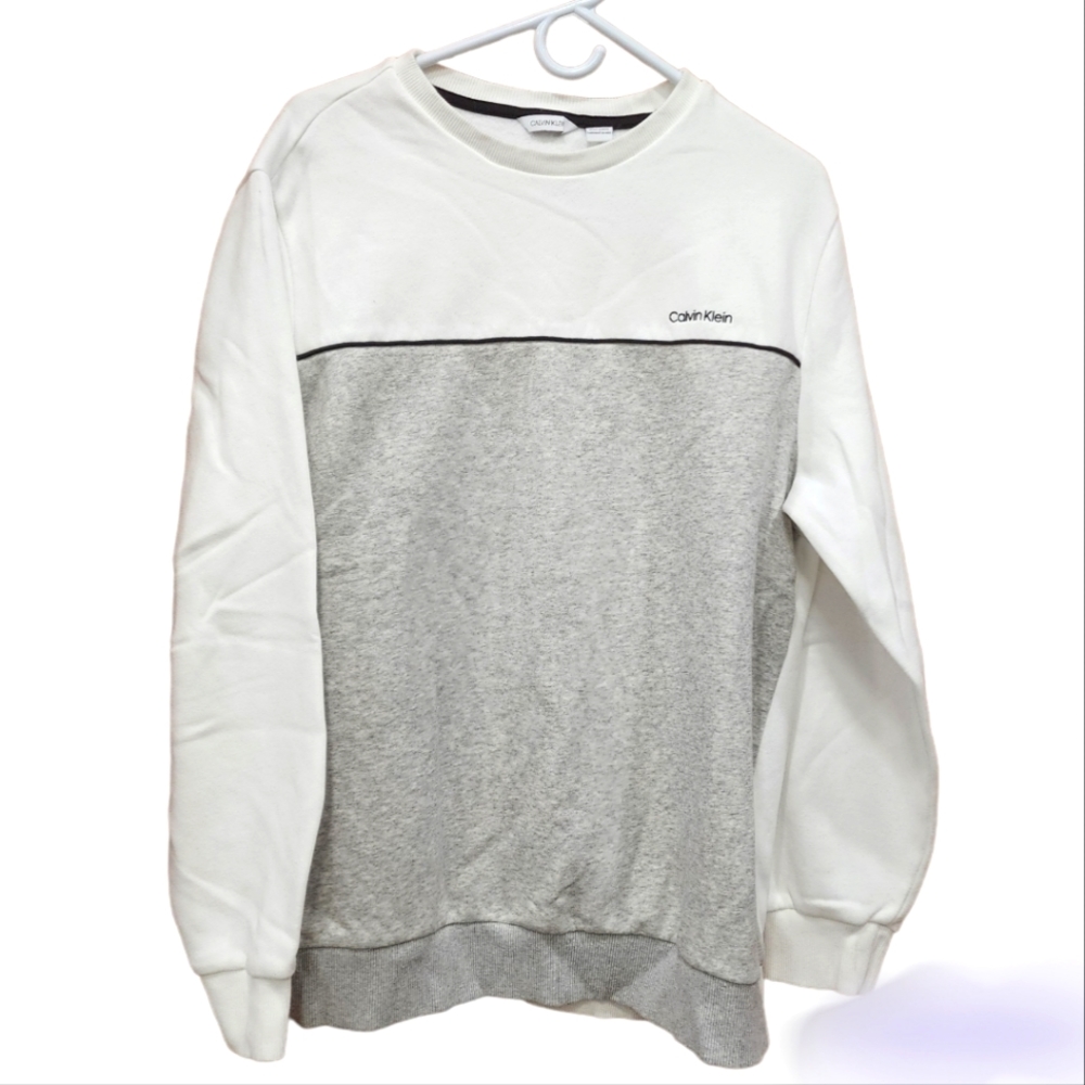 CALVIN KLEIN sweater